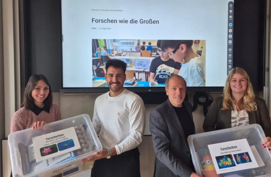 Forschergeist am Albert-Einstein-Gymnasium – 16 Forscherboxen offiziell übergeben