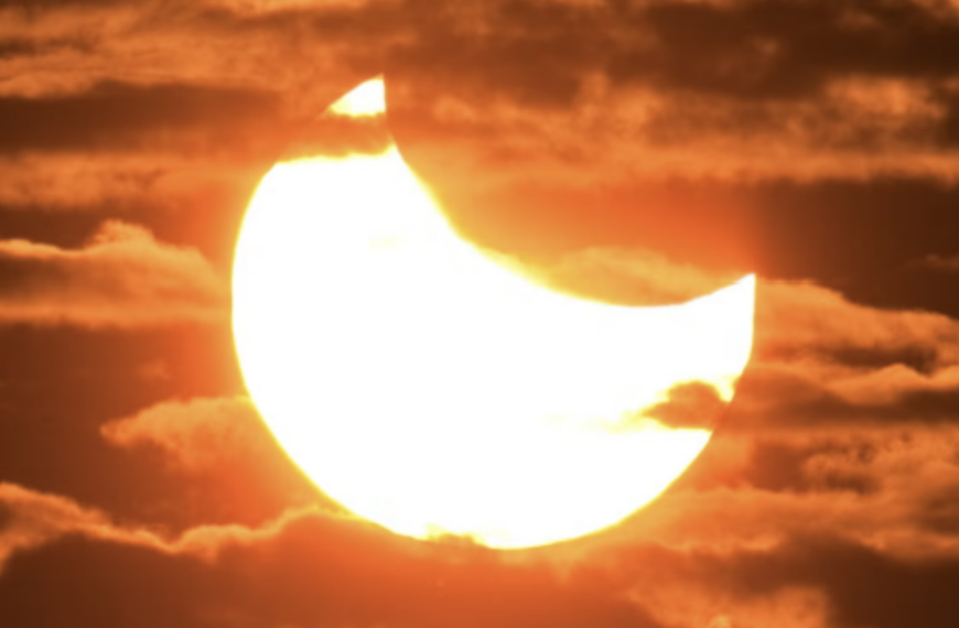 Astronomie AG erinnert an die partielle Sonnenfinsternis 