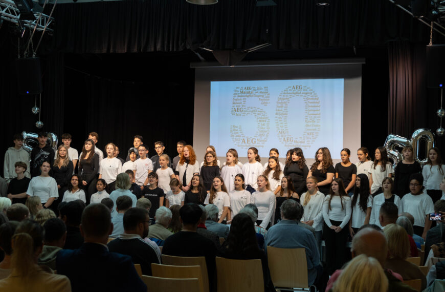 Albert-Einstein-Gymnasium feiert 50-jähriges Bestehen mit großem Festakt