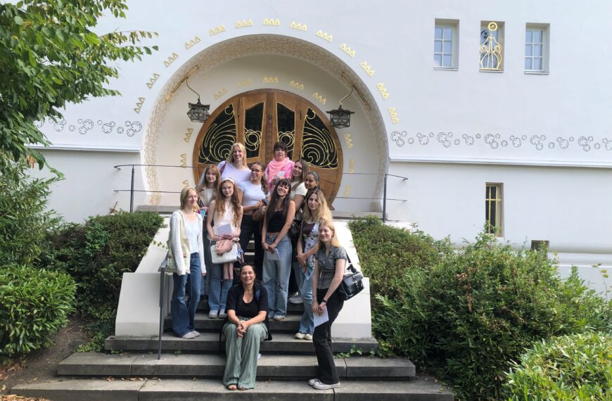 Exkursion Darmstadt: Mathildenhöhe  & Hundertwasserhaus – Albert-Einstein-Gymnasium